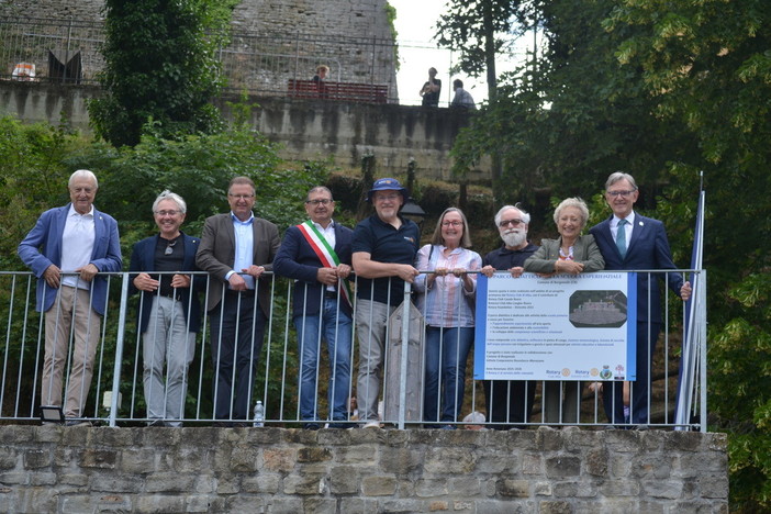 Borgomale inaugura il Parco didattico: scuola e territorio investono sul futuro Borgomale inaugura il Parco didattico: scuola e territorio investono sul futuro