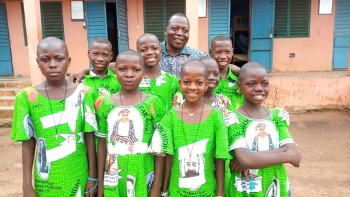Nuovo importante incarico in Benin per don Max, che ha riabbracciato Bra per alcuni giorni