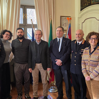 Bra, la Giunta saluta il direttore dei Vigili del Fuoco Giovanni Mariano