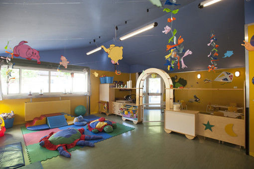 Gli interni dell'asilo comunale (foto Tino Gerbaldo)