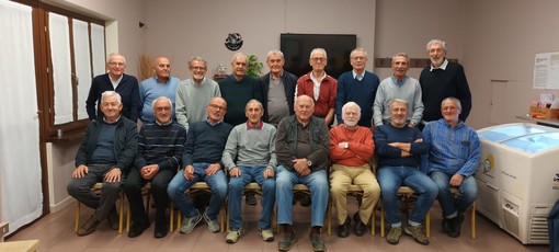 In foto il gruppo di pensionati del Comune di Bra