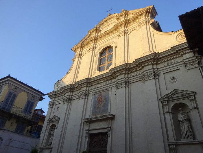 La chiesa di Sant'Antonino Martire La chiesa di Sant'Antonino Martire