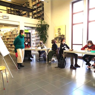 Bra, workshop di scrittura creativa  per gli studenti di Ragioneria  alla Biblioteca Civica
