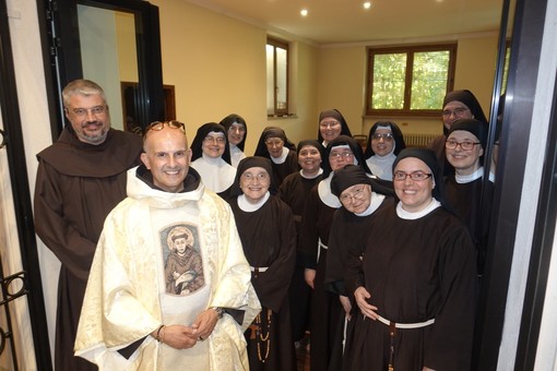 Bra, festa alle Clarisse per Santa Chiara: esempio di fraternità e speranza (Foto)