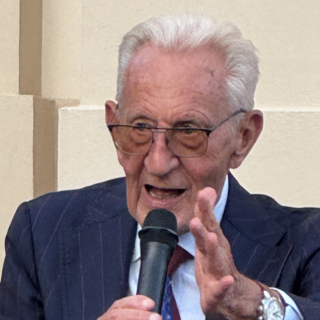 Ghisolfi: “La violenza non sostituisca il dialogo, ma i politici escano dagli equivoci” Ghisolfi: “La violenza non sostituisca il dialogo, ma i politici escano dagli equivoci”