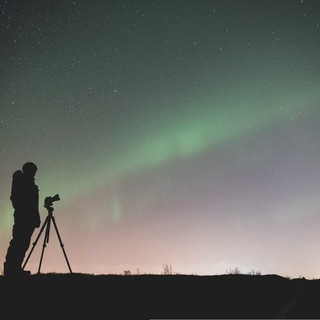 “Pianeti e galassie” a Cherasco: una serata di osservazione stellare con l’astrofotografo Zeno Foderaro “Pianeti e galassie” a Cherasco: una serata di osservazione stellare con l’astrofotografo Zeno Foderaro