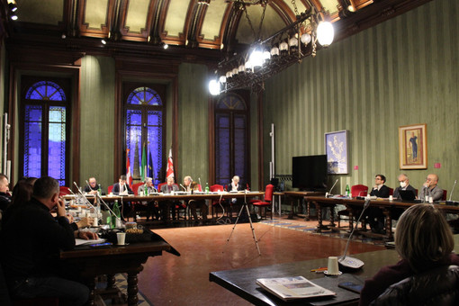 Nell'ultimo consiglio comunale di Alba si è discusso anche di bilancio di previsione (Foto Comune di Alba)