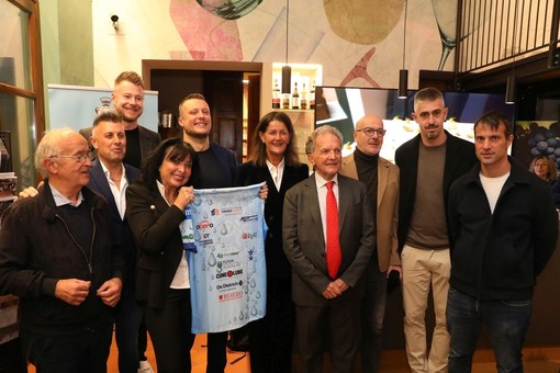 Hospitality d'eccellenza alle gare del Cuneo Volley con l'Enoteca del Roero