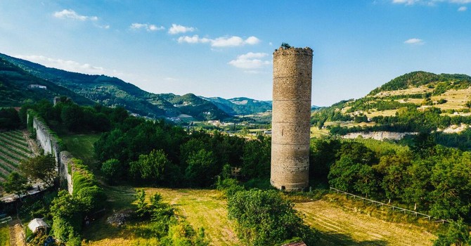 A Cortemilia investimento da 300 mila euro sull'area del Castello: al via i lavori per il nuovo teatro all’aperto A Cortemilia investimento da 300 mila euro sull'area del Castello: al via i lavori per il nuovo teatro all’aperto