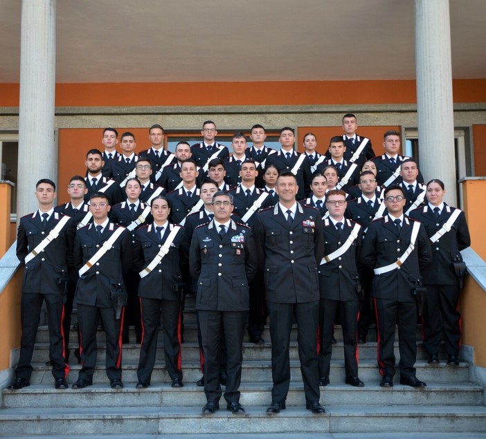 I 32 neo carabinieri provinciali I 32 neo carabinieri provinciali