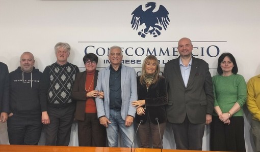 Presentazione del progetto "Il Cammino della Chiocciola" alla sede Confcommercio di Cuneo Presentazione del progetto "Il Cammino della Chiocciola" alla sede Confcommercio di Cuneo