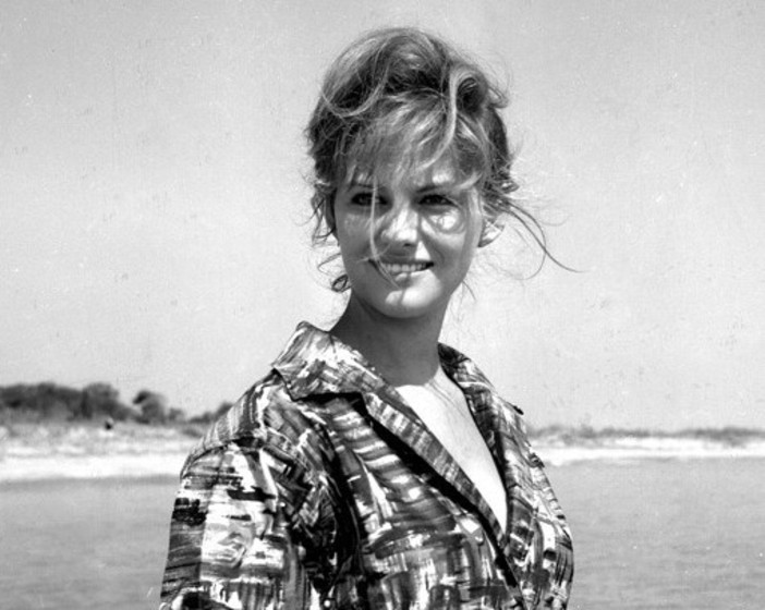 Claudia Cardinale in uno scatto di Mario Maffei Claudia Cardinale in uno scatto di Mario Maffei