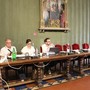 Parte della minoranza albese nel consiglio comunale di ieri Parte della minoranza albese nel consiglio comunale di ieri