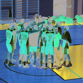 BASKET C-M / La Cogal Savigliano soffre ma tiene il vantaggio: Pantere in coda alla stagione