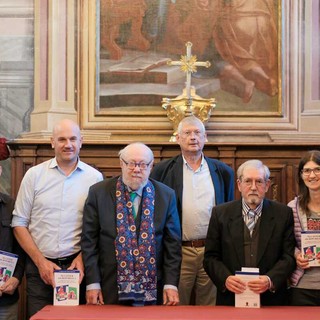 A Cherasco sala gremita per lo storico Pier Franco Quaglieni: un pomeriggio dedicato ai rapporti tra Stato e Chiesa
