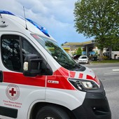 Scontro tra auto e moto a Madonna dell’Olmo: traffico in tilt su via Torino Scontro tra auto e moto a Madonna dell’Olmo: traffico in tilt su via Torino