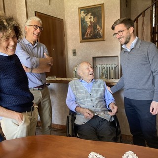 Alba celebra i 100 anni del signor Giovanni Milano Alba celebra i 100 anni del signor Giovanni Milano