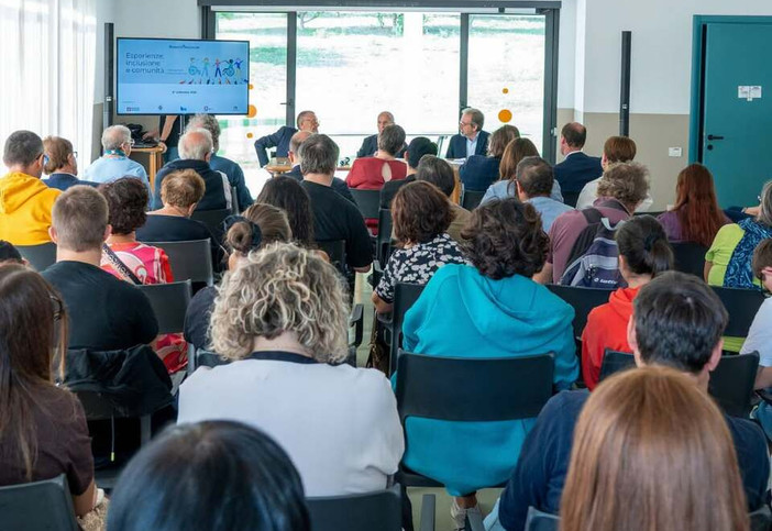Il momento della presentazione del centro  Pin Bevione, recentemente restaurato