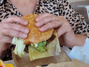 Passato il Cheeseburger day, ma non la voglia del suo gusto inconfondibile Passato il Cheeseburger day, ma non la voglia del suo gusto inconfondibile
