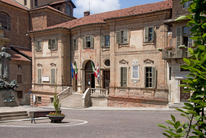 Immagine di repertorio, il comune di Bra Immagine di repertorio, il comune di Bra