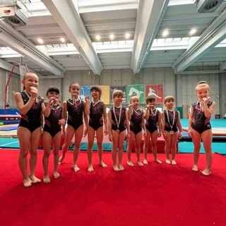 ATLETICA / Cuneoginnastica, debutto da applausi per le piccolissime dell’artistica