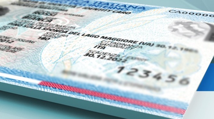 Carta d'identità elettronica: Alba avvisa della scadenza sull'app Io