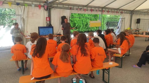 L'intervento del consigliere Manzone al campo scuola "Anch'io sono la Protezione Civile" L'intervento del consigliere Manzone al campo scuola "Anch'io sono la Protezione Civile"