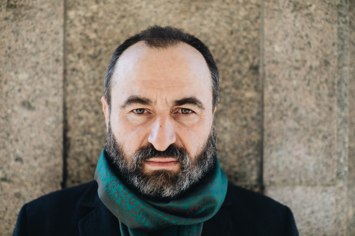 Costica Bradatan - Fotografia di Robert Danieluk Costica Bradatan - Fotografia di Robert Danieluk