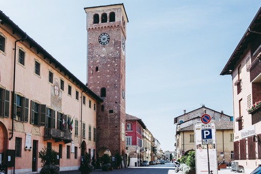 Il centro storico cheraschese (foto Barbara Guazzone) Il centro storico cheraschese (foto Barbara Guazzone)