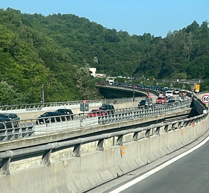 Autostrade ‘da bollino rosso’ per il ponte del 2 giugno: segnalate code da Priero a Millesimo [VIDEO]