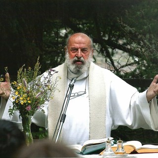 Don Valentino Vaccaneo (1934-2012)