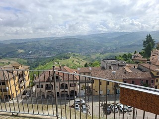 Una veduta sulle Langhe Una veduta sulle Langhe