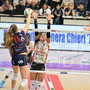 Stella Nervini, premiata MVP del match, in azione nel match contro le Gatte (foto di Danilo Ninotto)