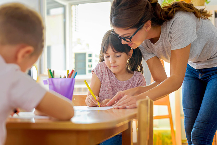 Compitando, il doposcuola gratuito che sostiene i bambini e le famiglie più fragili Compitando, il doposcuola gratuito che sostiene i bambini e le famiglie più fragili