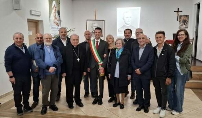 Monchiero ritrova Padre Paolo Abbona: il libro della pronipote riporta a casa il missionario diplomatico della Birmania Monchiero ritrova Padre Paolo Abbona: il libro della pronipote riporta a casa il missionario diplomatico della Birmania