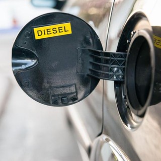 Niente stop ai diesel Euro 5: il Piemonte approva il nuovo Piano per la qualità dell'aria