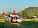 L'elisoccorso atterrato al campo sportivo per l'incidente di viale Sarrea a Dronero