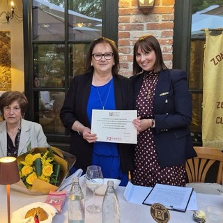 Donazione dello Zonta International Club di Cuneo all'Associazione Donna per Donna