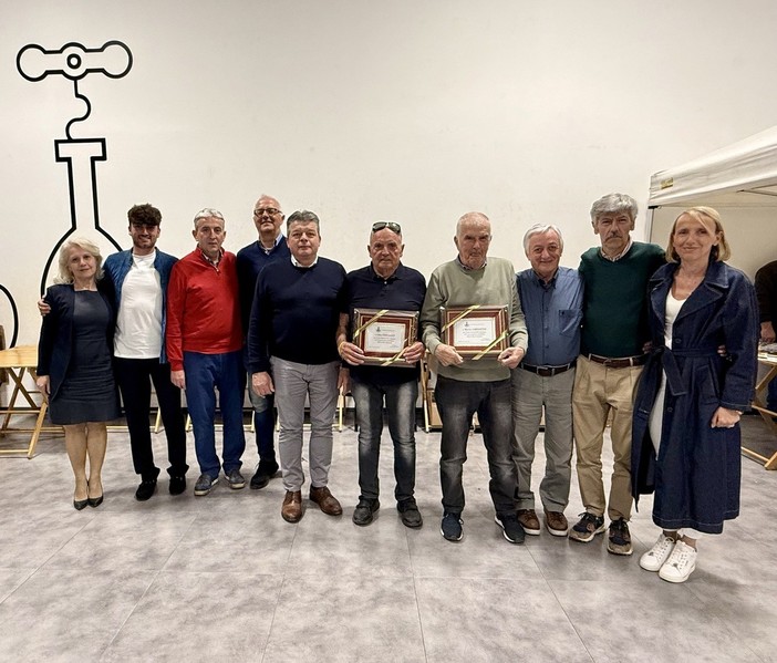 A Dogliani la cena dedicata ai volontari del territorio: riconoscimento simbolico per Lino Vassallo e Mario Grisotto A Dogliani la cena dedicata ai volontari del territorio: riconoscimento simbolico per Lino Vassallo e Mario Grisotto