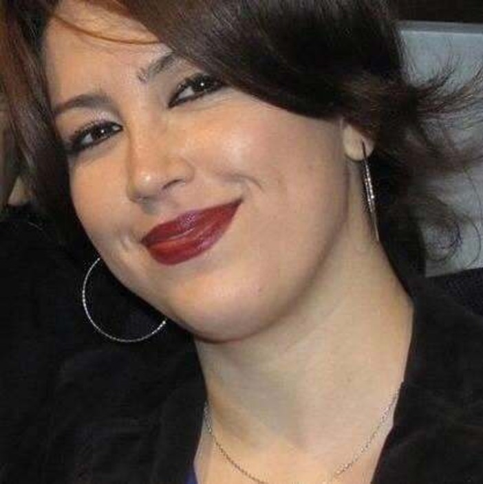 Elham Nikzat Elham Nikzat