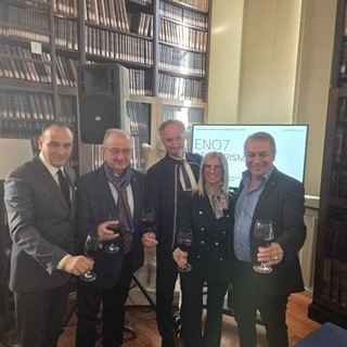 Barolo si trasforma nel G7 dell’enoturismo: talk, degustazioni e una &quot;carta&quot; per tracciare il futuro del vino [VIDEO]