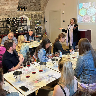 All’Enoteca Regionale del Barolo torna TastyLab, laboratori gratuiti di degustazione con le eccellenze delle Langhe