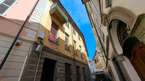 L'ex casa Miroglio ad Alba L'ex casa Miroglio ad Alba