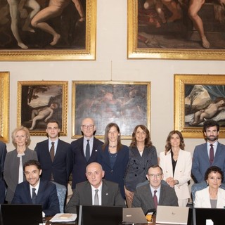 Nella foto (Artefoto Carrù) il nuovo Consiglio di Amministrazione, che resterà in carica per il triennio 2024/2026