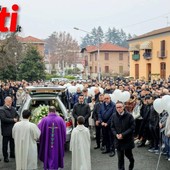 Il giorno dei funerali della giovane