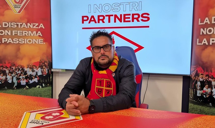 CALCIO / "Grazie mister, hai dimostrato di essere davvero un giallorosso": il Bra saluta Fabio Nisticò CALCIO / "Grazie mister, hai dimostrato di essere davvero un giallorosso": il Bra saluta Fabio Nisticò