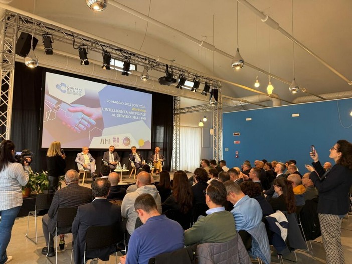 Confapi Cuneo guida il cambiamento con corsi sull’Ai e sulla sostenibilità d'impresa Confapi Cuneo guida il cambiamento con corsi sull’Ai e sulla sostenibilità d'impresa