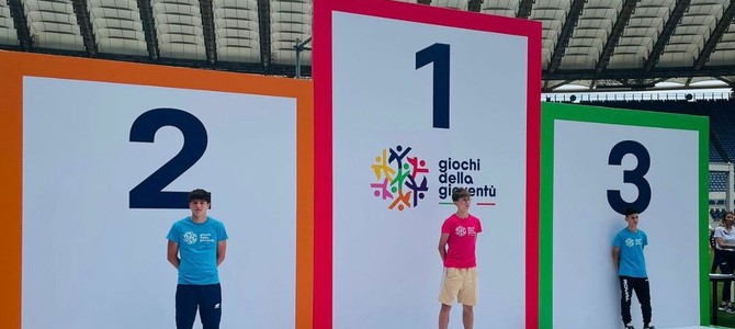 Francesco Vignola sul gradino più alto del podio a Roma