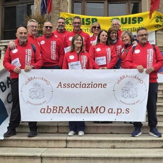 Foto di gruppo per AbBRAcciAMO