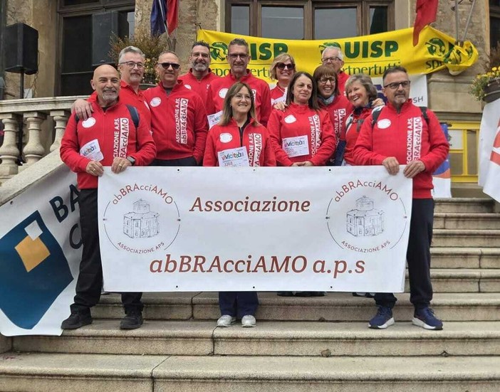 Foto di gruppo per AbBRAcciAMO